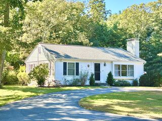 Photo of 329 Swift Avenue Osterville, MA 02655