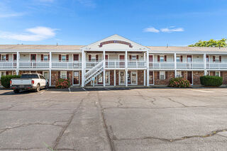 Photo of 141 Main Street West Dennis, MA 02670