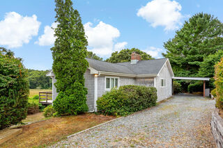 Photo of 107 S Abbey Gate Cotuit, MA 02635