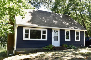 Photo of 296 Lincoln Road Hyannis, MA 02601