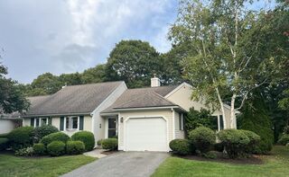 Photo of real estate for sale located at 1 Upland Circle Mashpee, MA 02649