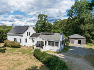 Photo of 86 Fairhaven Road Mattapoisett, MA 02739