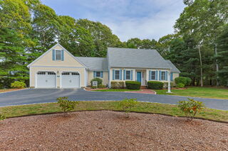 Photo of 25 Sturbridge Drive Osterville, MA 02655