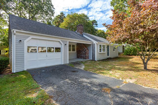 Photo of 1 Hamblin Hill Yarmouth Port, MA 02675