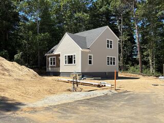 Photo of 4 Bigelow Lndg Road Waquoit, MA 02536