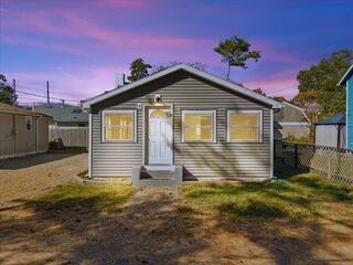 Photo of 8 Charles Street Wareham, MA 02571