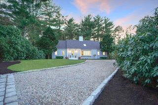 Photo of real estate for sale located at 7 Blue Fin Mashpee, MA 02649