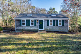 Photo of 4 Lan Road Sandwich Village, MA 02563