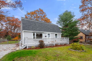 Photo of 130 Old Barnstable Road Teaticket, MA 02536