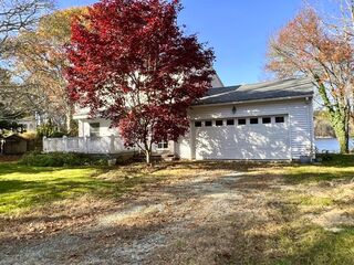 15 Red Brook Pond Drive Image